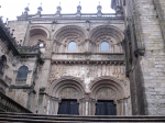 Фасады собора Сантьяго не похожи друг на друга.